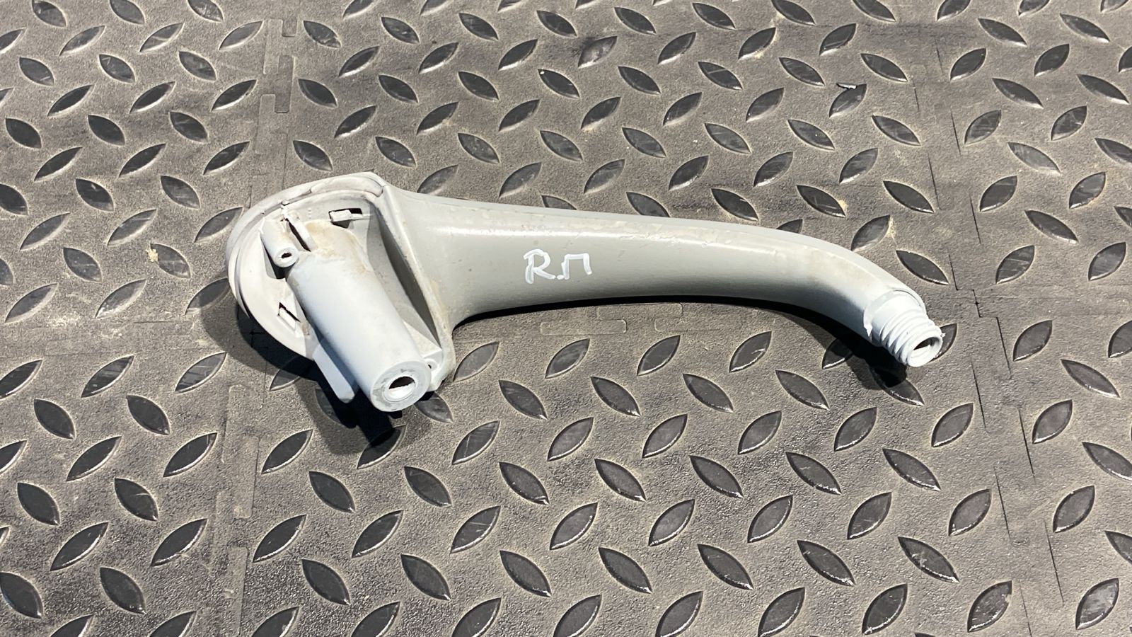 Ручка двери передняя правая Mercedes C/W203 2000-2008