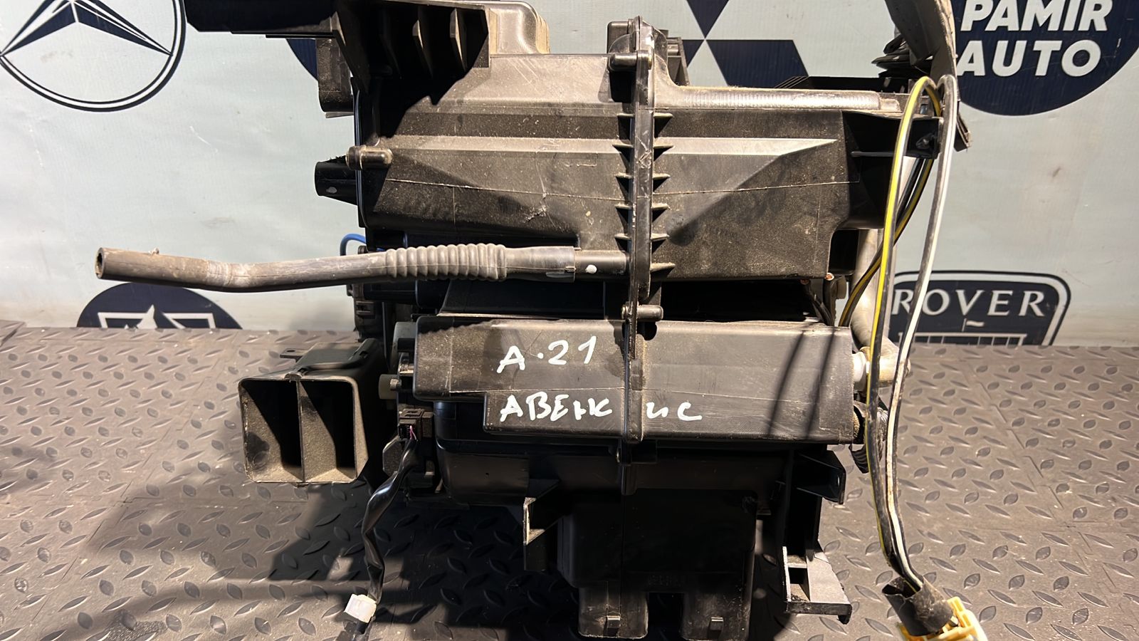 Корпус отопителя Toyota Avensis/2 2003-2009