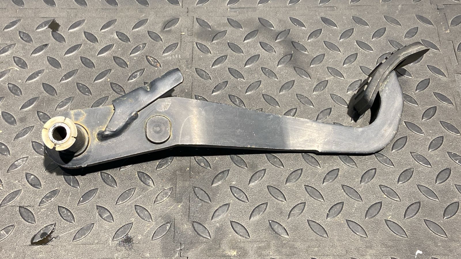 Педаль тормоза Ford Transit 2000-2006