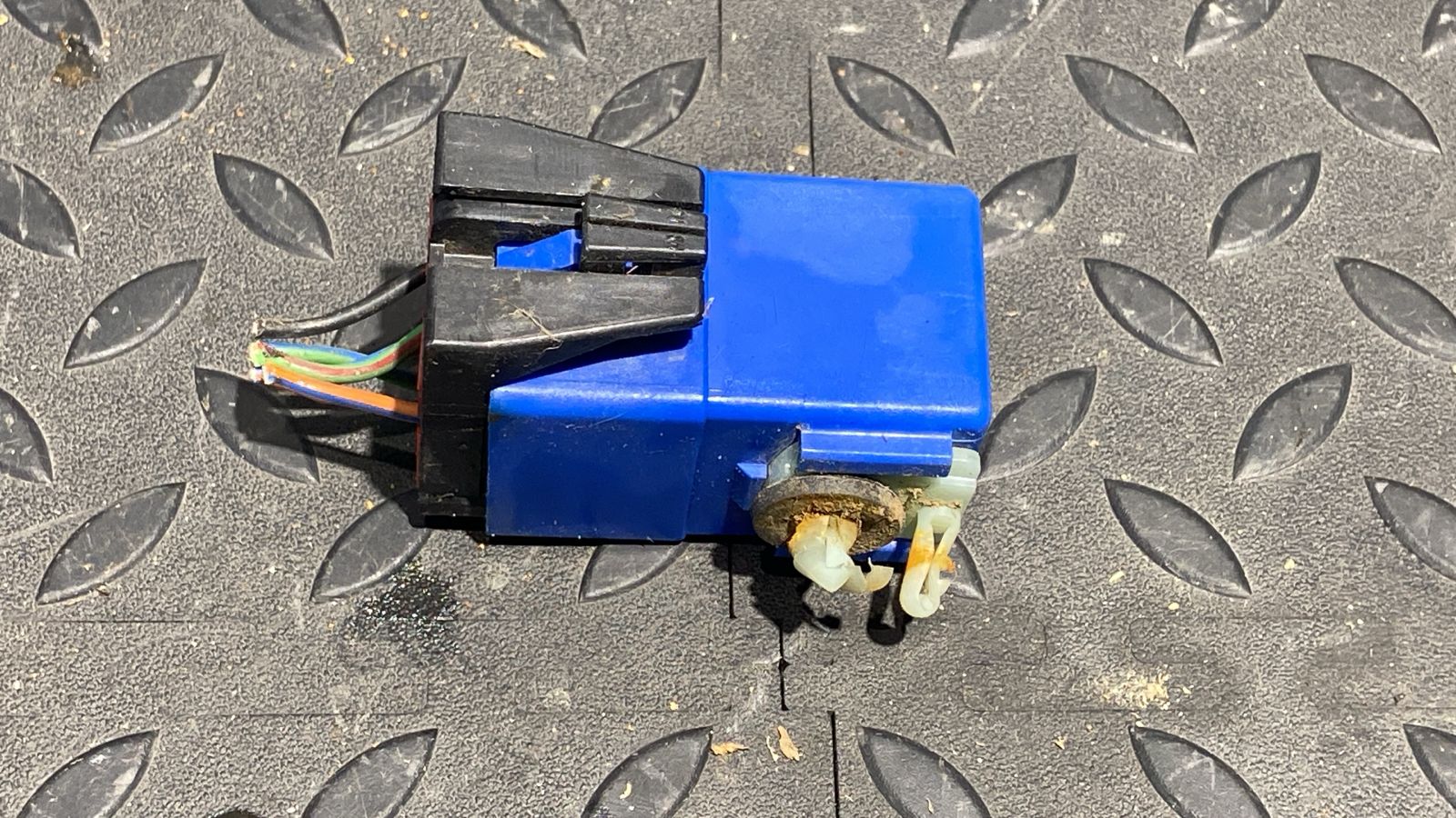 Реле поворотов Ford Transit 2000-2006