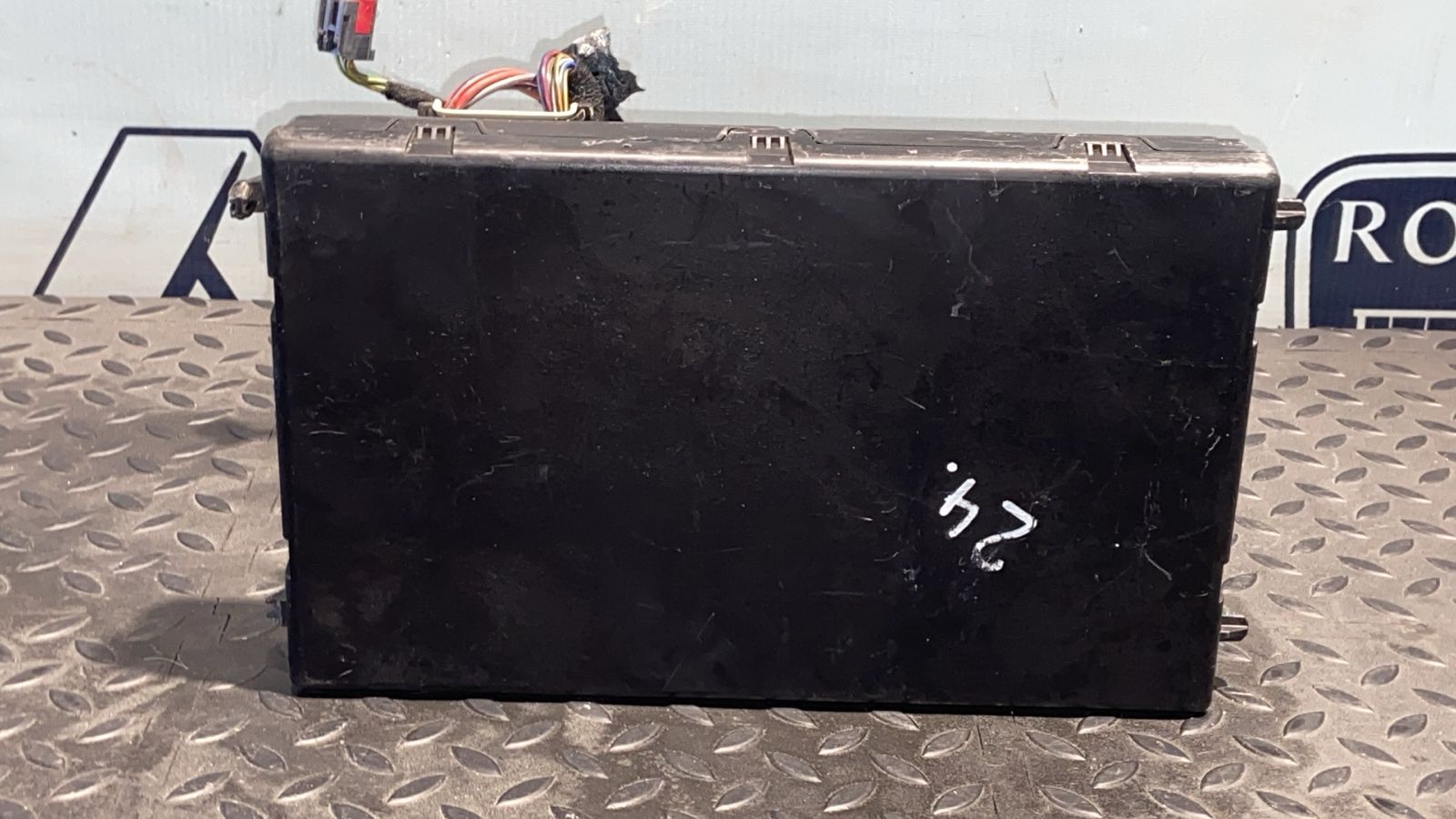 Блок предохранителей Ford Transit 2006-2013