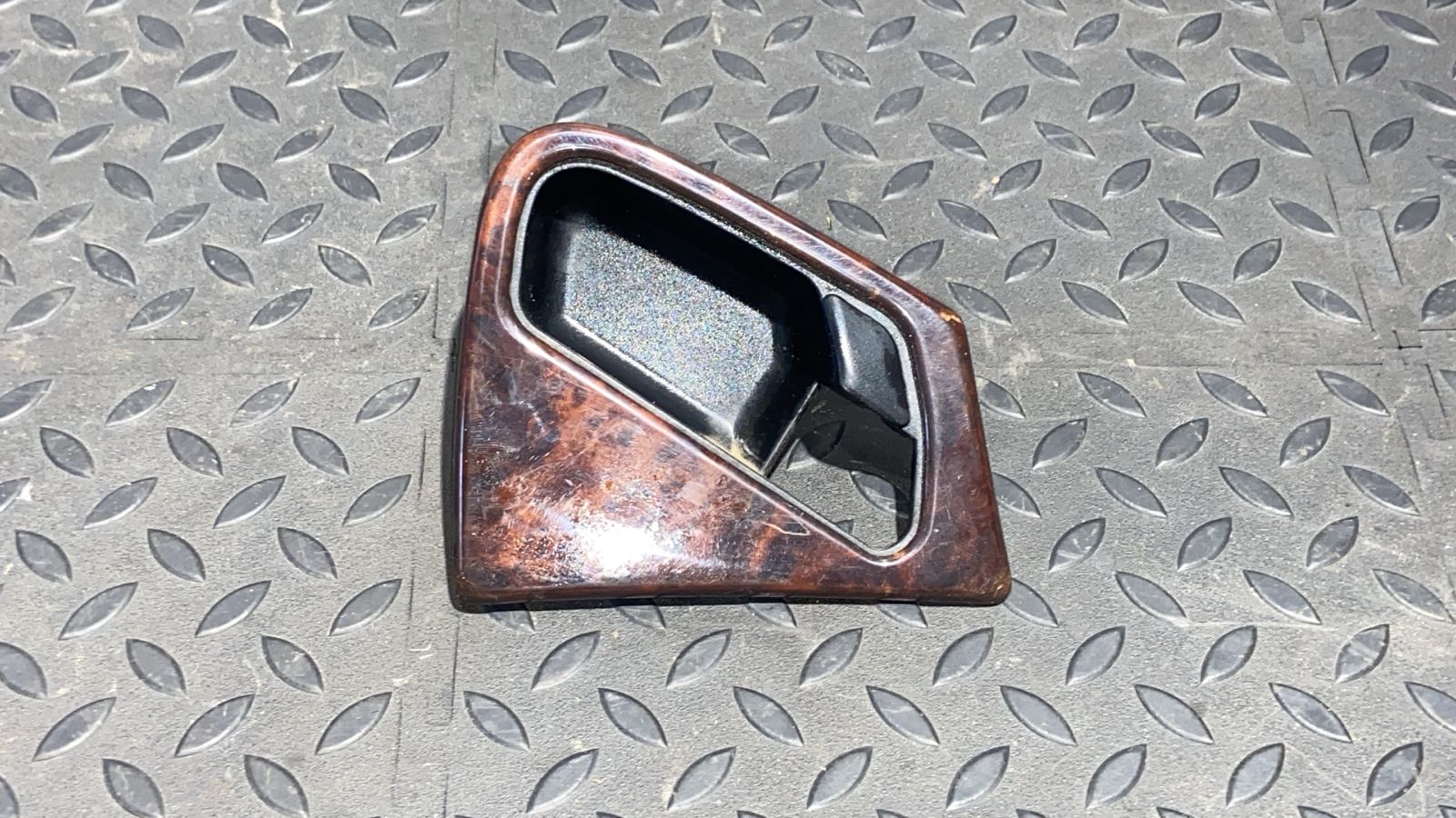 Накладка ручки двери передняя правая Mercedes M/W163 1997-2005