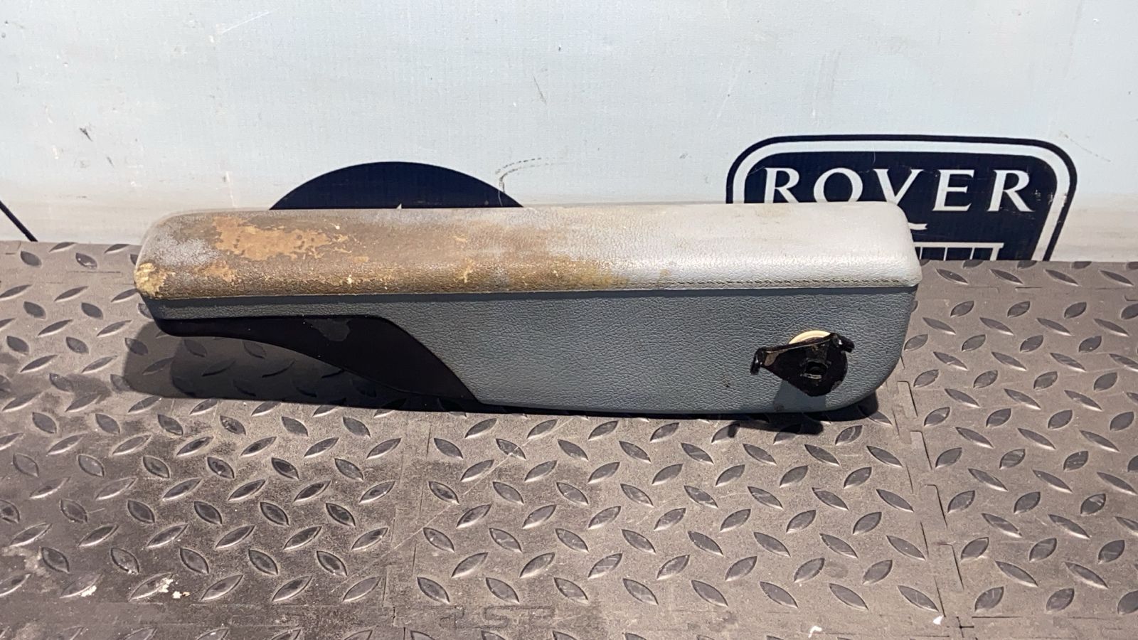 Подлокотник сиденья Ford Transit 2006-2013