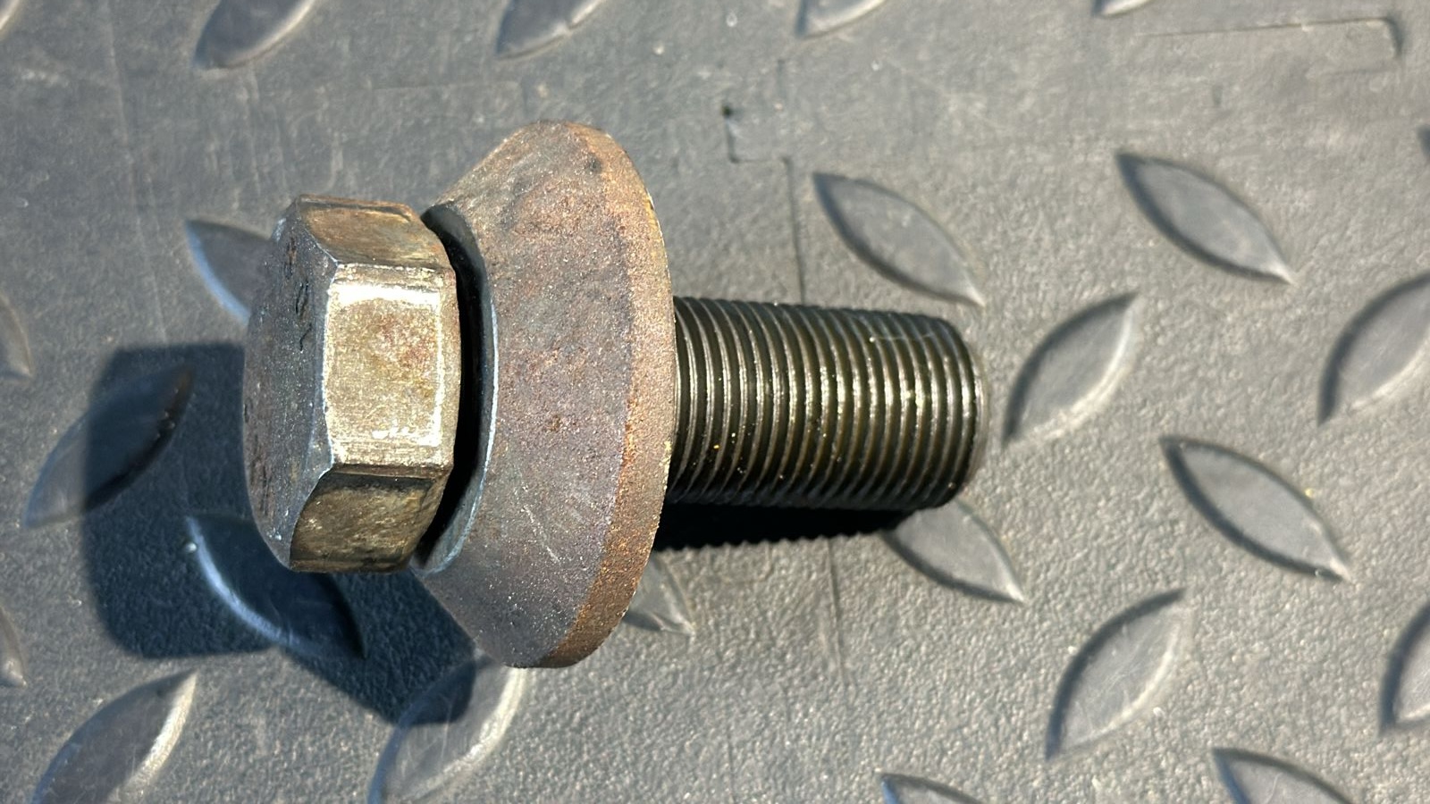 Болт коленвала Mercedes C/W203 2000-2008