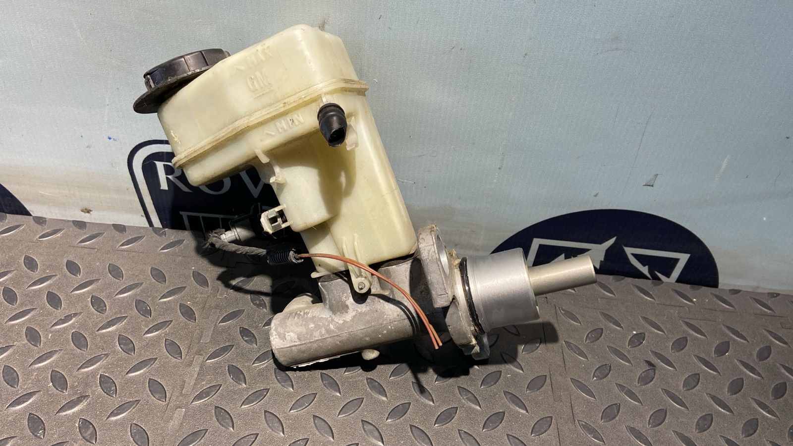 Цилиндр тормозной главный Opel Vectra/C 2002-2008