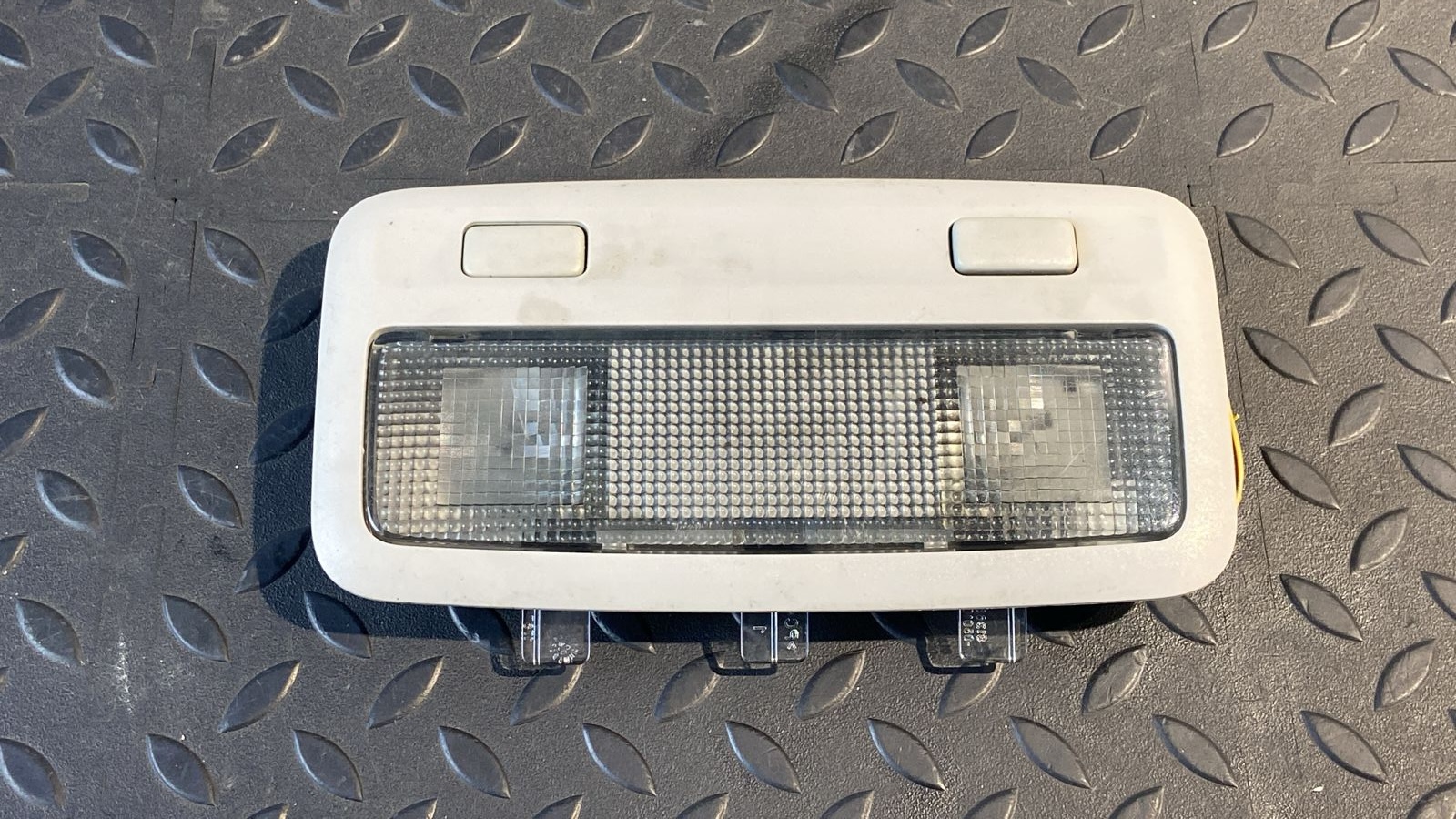 Плафон салонный Toyota Avensis/2 2003-2009