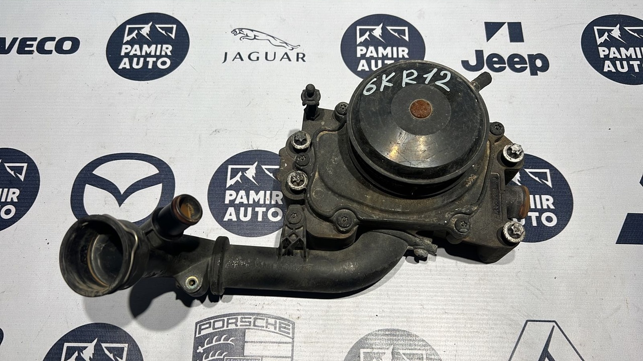 Насос водяной (Помпа) Mercedes C/W204 2006-2015