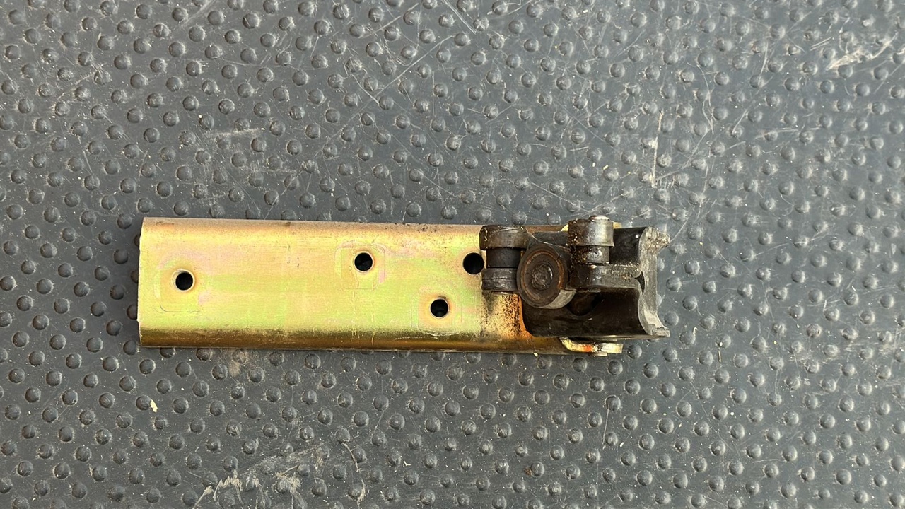 Ролик двери сдвижной правый средний Opel Movano/A 2003-2010