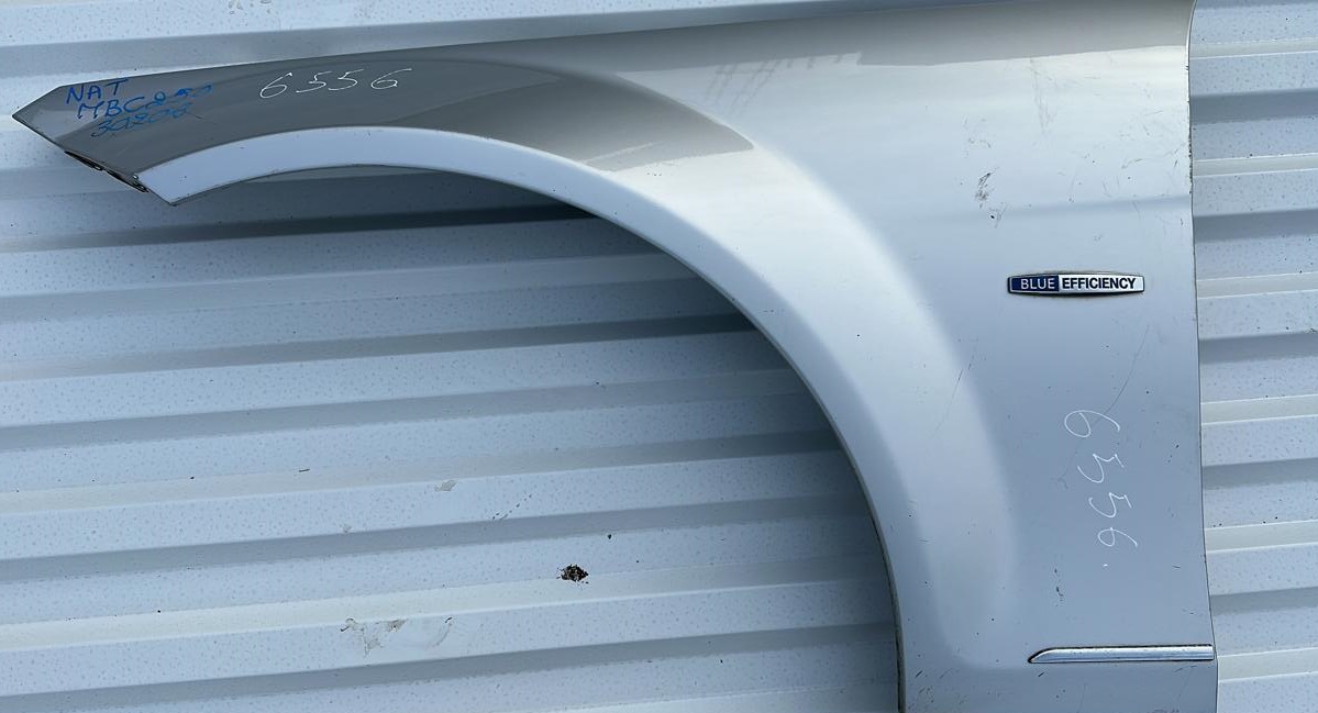 Крыло переднее Mercedes C/W204 2006-2015