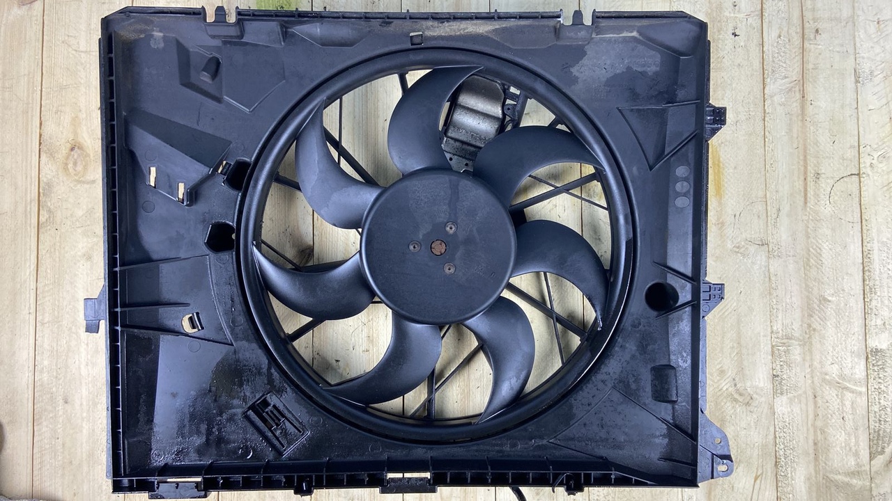 Вентилятор радиатора BMW 1/E87 2004-2011