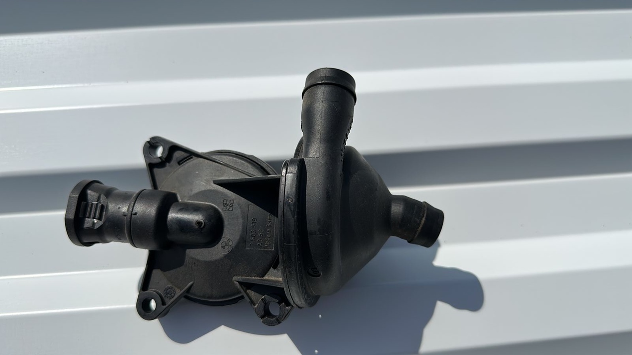 Клапан вентиляции картерных газов BMW 1/E87 2004-2011