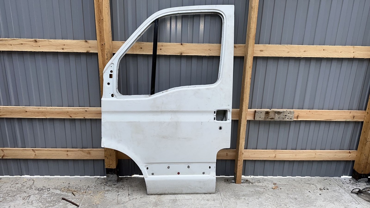 Дверь передняя левая Opel Movano/A 2003-2010
