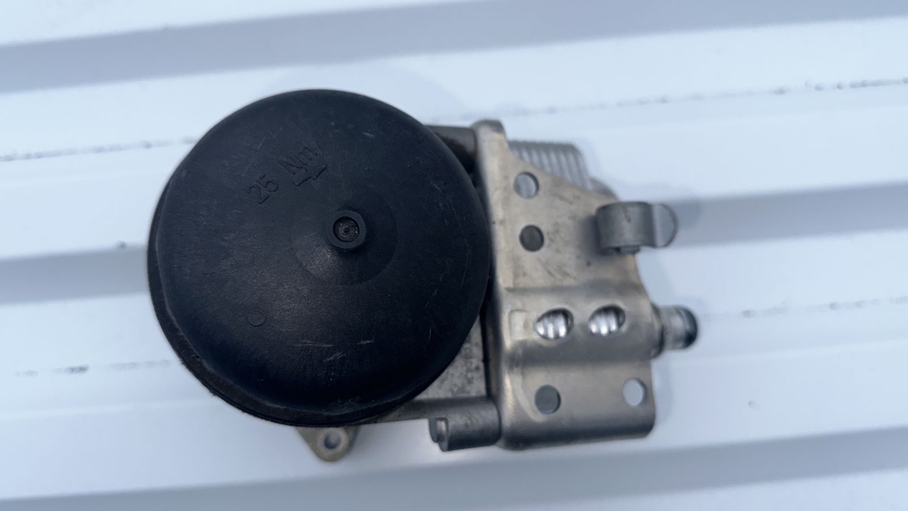 Корпус масляного фильтра BMW 1/E87 2004-2011