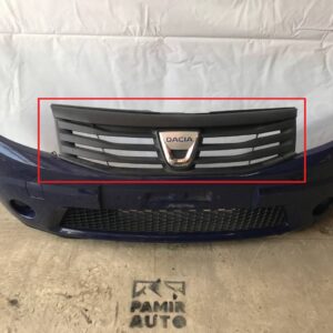 Решетка радиатора Renault Sandero 2009-2014